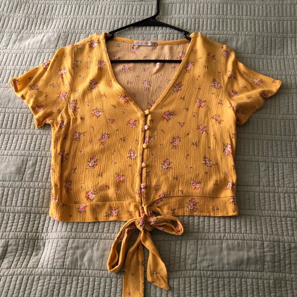 Yellow Flower Top